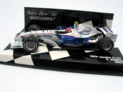 400070010_Minichamps_BMW-Kubica