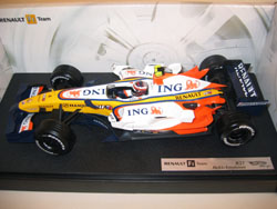 K6632_Hotwheels_Renault-Kovalainen