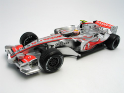 K6634_Hotwheels_McLaren-Hamilton